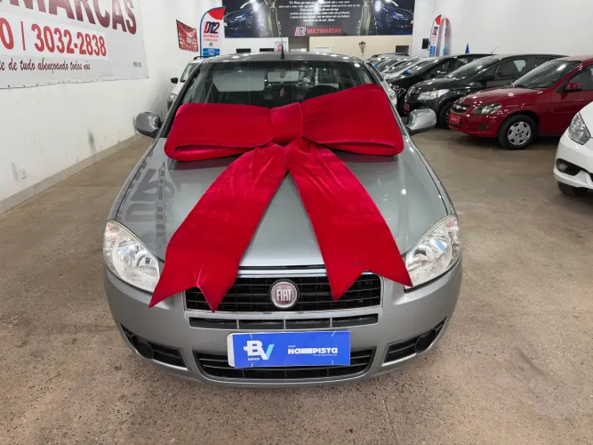 Fiat Siena EL Celeb. 1.4 MPI Fire Flex 8V 4P 2012