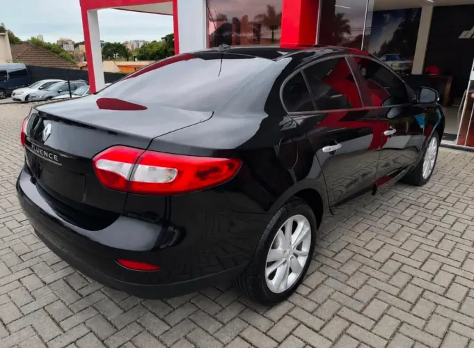 Renault Fluence Sed. Dynamique 2.0 16V Flex Mec. 2015