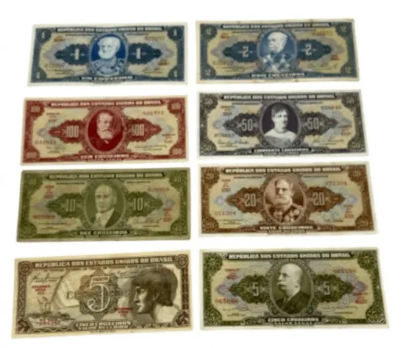 Lote 8 cédulas Brasil. Cruzeiros com personagens