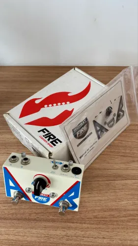 Pedal para Guitarra e Baixo Fire Highway AB Box