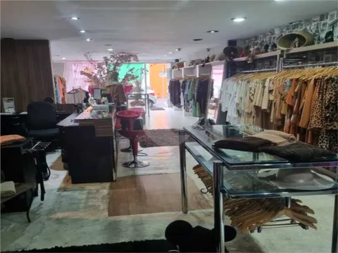 Salão Comercial à venda em Vila dalila - SP
