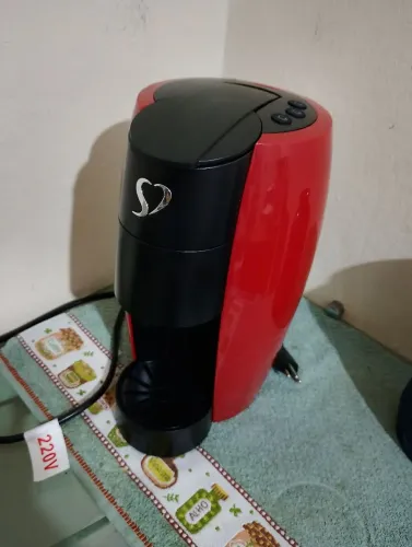 Vende-se cafeteira 3 corações