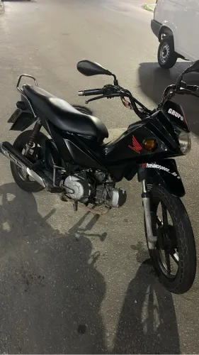 Moto pra alugar