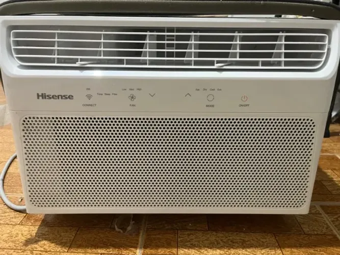 Ar-Condicionado Janela Wi-Fi Hisense AW-10CWBRVGU02 Frio 10000 BTUs Branco 127V. 
