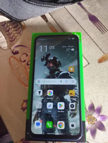 Vendo um smartphone infinix 10 na caixa 