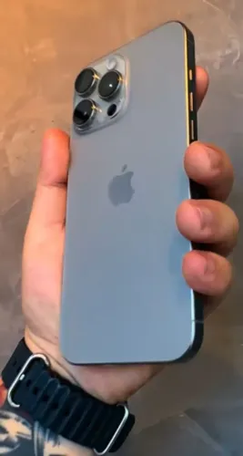 iPhone 16 Pro Max Titânio Natural 256 GB 6 meses de garantia