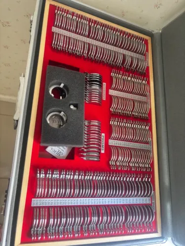 Caixa de prova - optometria - caixa de lentes 