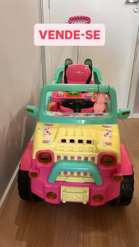 Carrinho de passeio Infantil - Quadriciclo Jeep