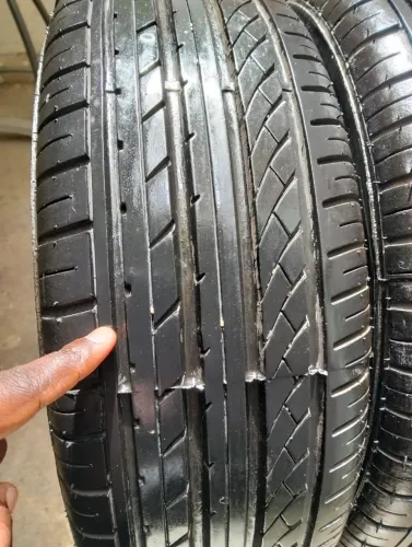 Vendo dois pneus remold aro 16 barato aceito oferta r$ 320.00