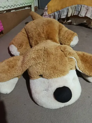 Cachorro de pelúcia