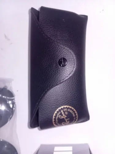 Óculos De Sol Ray-Ban Original Com Estojo De Couro Preto- Lente Intacta 