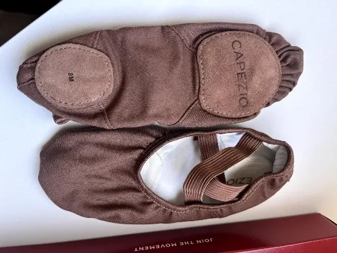 Sapatilha Capezio Hanami Original Nova na caixa Tam. 8M