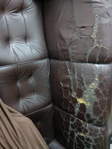 Vende se sofa