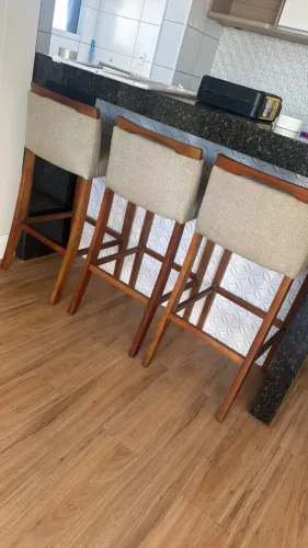 kit 3 banqueta almofada de madeira maciça com encosto