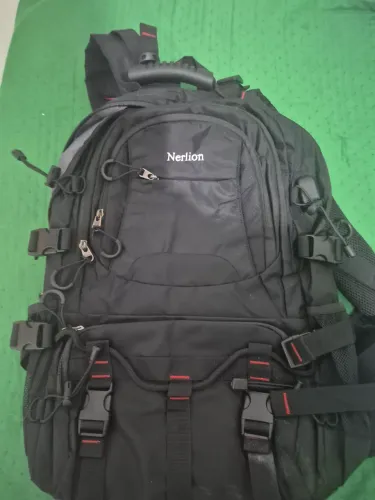 Mochila de trilha 40L novinha en folha nunca foi usado