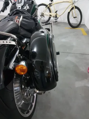 Vende-se Alforjes Laterais Em Fibra Para Moto Custom Fat Boy