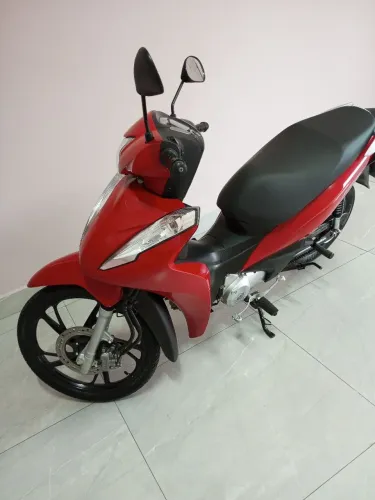 Biz 125 bem conservada/ procedência