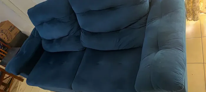 Sofa azul petróleo 