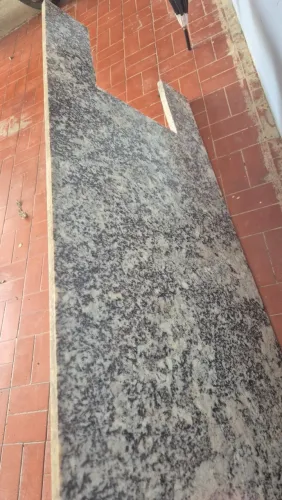 Bancada de granito 1,90 x 0,56