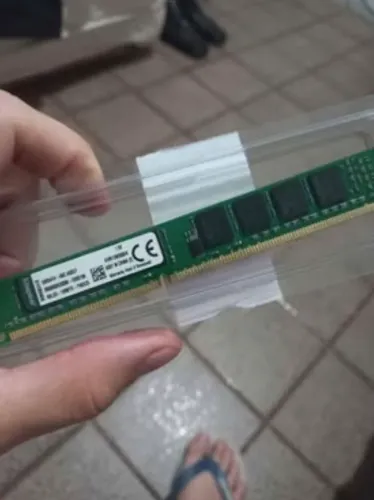 Par de Memórias Ram Kingston - DDR3 - Ambas de 4gb - Cada uma R$ 40