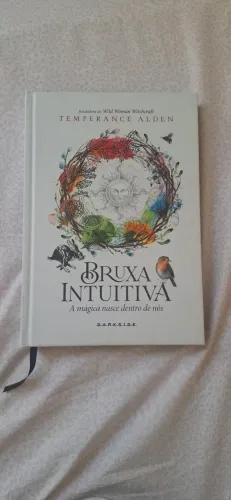 Bruxa intuitiva livro - semi-novo