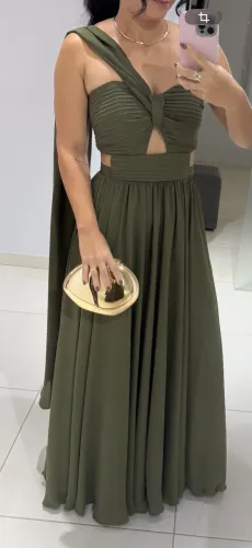 Vestido verde oliva madrinha