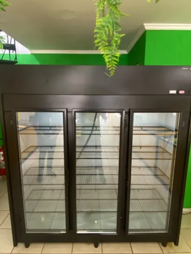 Geladeira 3 Portas Auto Serviço Conservex 220v