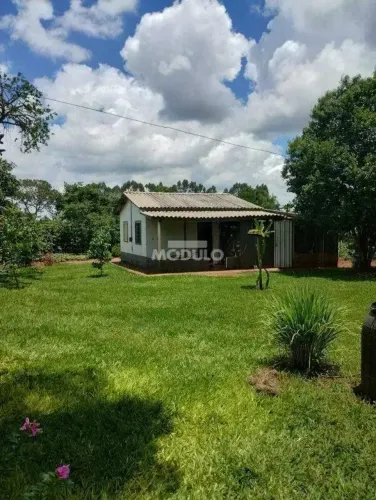 CHÁCARA à venda, 2 quartos, 10 vagas, AREA RURAL DE UBERLANDIA - Uberlândia/MG