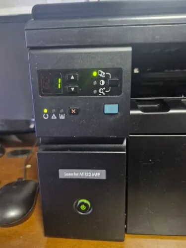 Impressora HP LaserJet M1132 MFP