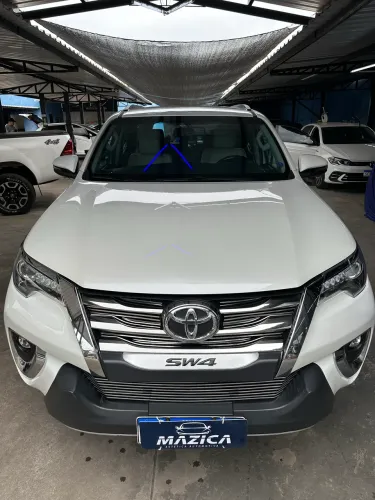 Toyota Hilux SW4 SRX Diamo. 4X4 2.8 TB DIE AUT 2020
