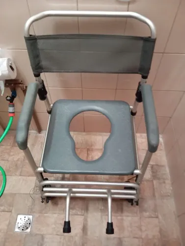Cadeira de Banho em Alumínio