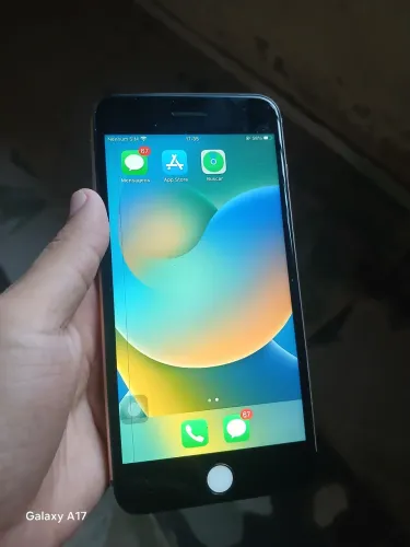V/T iPhone 8 plus 64gb para peças ou quebra galho