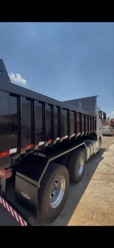 Locação de Caminhão Caçamba 14m3