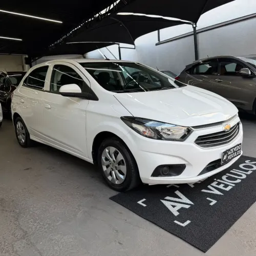 Chevrolet Onix Hatch LT 1.0 8V Flex Mec. 4P 2018