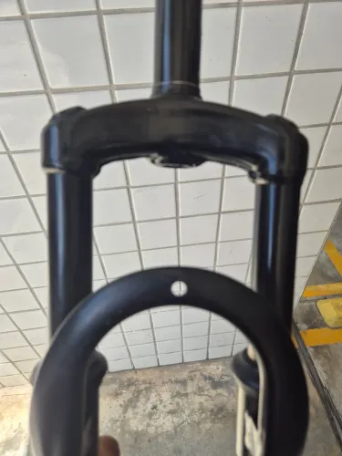Garfo suspensão bicicleta estado excelente