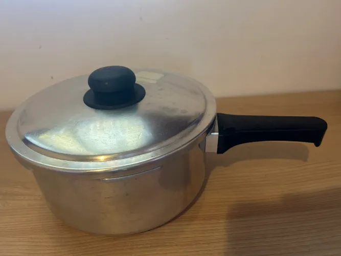 Panela de Alumínio Polido 4L Eterna Nigro