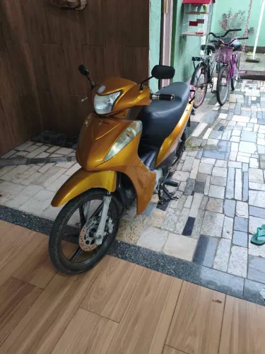 Honda biz 125ex pneus novos doc em dia
