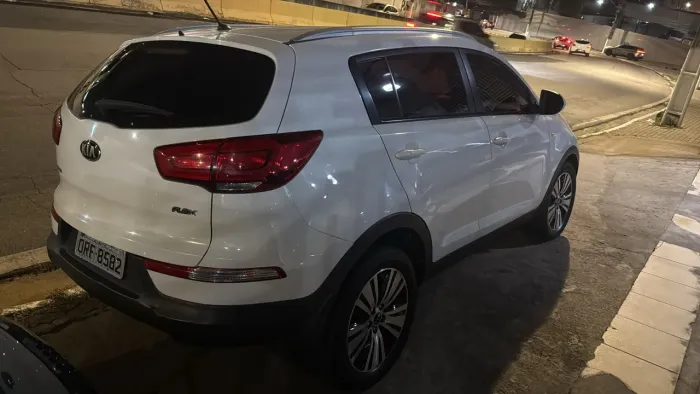 Kia Motors Sportage LX 2.0 16v/ 2.0 16V Flex Aut. 2015