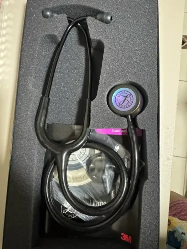 Estetoscópio 3M? Littmann® Classic III
