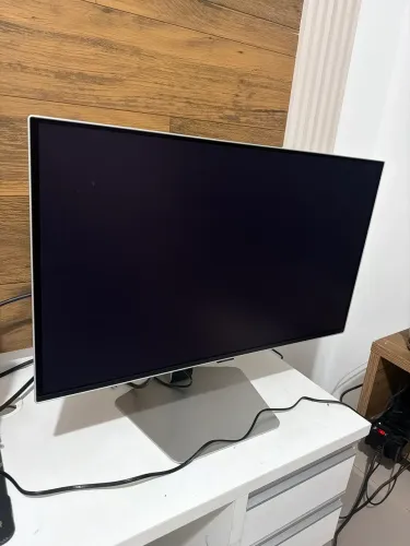 MONITOR GAMER ODYSSEY OLED G6 27?