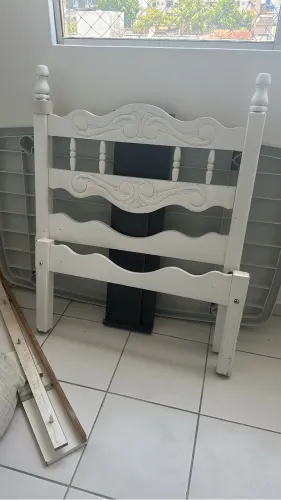 cama solteiro madeira super conservada 