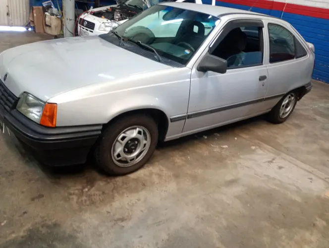 Chevrolet Kadett GLS 1.8 EFI / Sl/e 1.8 (álcool) 1993