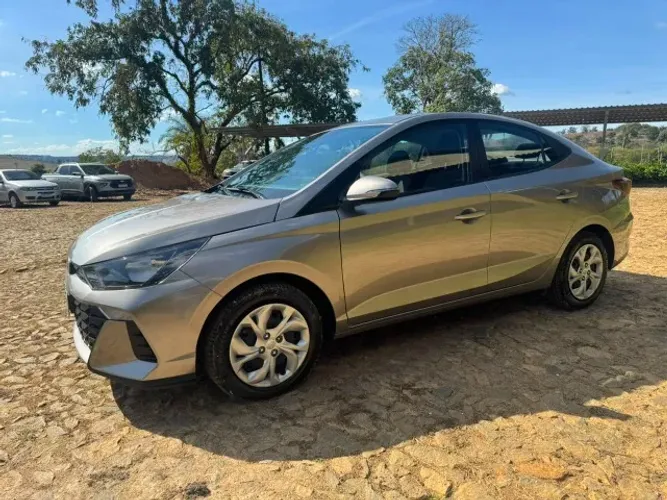 Hyundai HB20S Comfort Plus 1.0 Flex 12V Mec. 2025