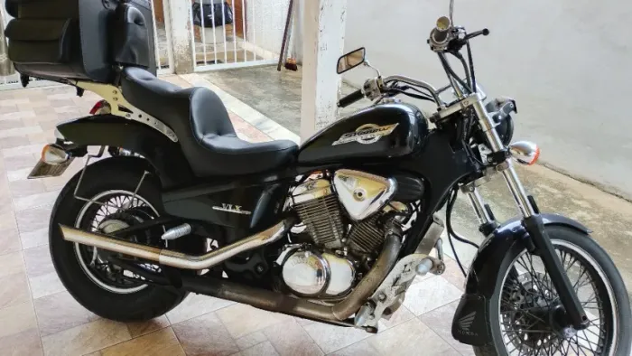 Vendo Shadow 600 2002