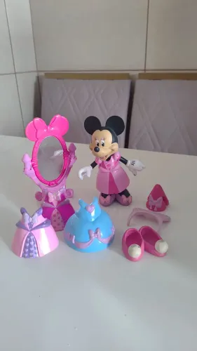 Boneca Disney Princess Boutique Minnie Mouse da Fisher-Price