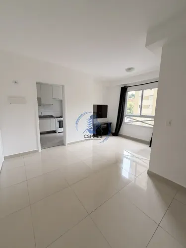 Cond. Nações, cozinha planejada e fogão, 2 dormitórios, sendo 1 suíte, 2 banheiros e 1 vag