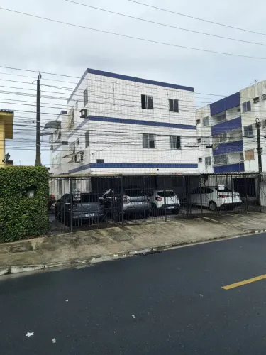 Apartamento à venda no EDF. NELSON BARBOSA, IPUTINGA, Recife, PE
