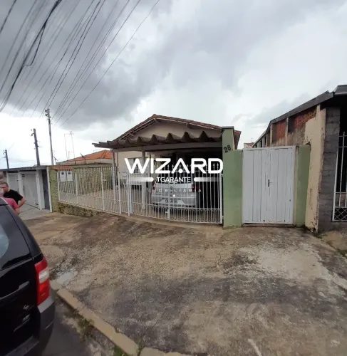 Casa à venda no Jardim Figueira, Amparo