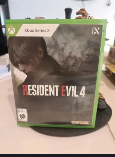 Residente ivil 4 x box series 