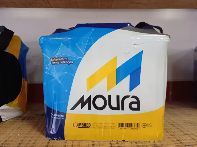 Bateria moura 50a 
